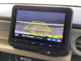 バックカメラも装備しております。車庫入れの苦手なお客様も安心!重宝してくれます!