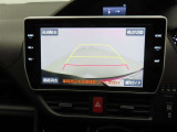 バックモニターを装備しています。車庫入れ時等に車両後方が確認出来るのでとても便利です。