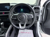 たとえばダイハツのお店にある、たくさんのスマアシ搭載車は、正常に作動する事をしっかり確認します。