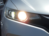 ★LEDヘッドライト搭載★ 白っぽく光る明るく省電力なLEDライト!先進的な白い輝きでフロントフェースを引き締めます☆