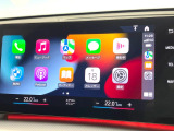 ●Apple Car Play:スマホとの有線接続で、ナビ・オーディオ再生などスマホのアプリ機能が画面でも使える便利機能です!