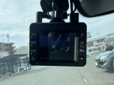 【ドライブレコーダー】時間に合わせた情報をしっかりと録画録音いたします。運転に際してのトラブルや事故などの映像もしっかりと録音録画いたします。