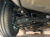 お車を安心してお乗りいただく為には、足回りの定期点検が欠かせません。サービスサポート(有償保証)では無料点検もご提供しており、安心のカーライフをお過ごしいただけるサポート体制が整っています。