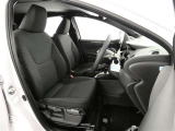 【内装クリーニング】室内は、トヨタの自動車クリーニング&ldquo;まるまるクリン&rdquo;を施工済です!シートはもちろん床面も、すっきりキレイ♪自信の仕上がりを、ぜひご覧下さい!!