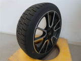 R6年式冬タイヤ195/45R17ダンロップ製です。
