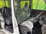 もちろん車内はキレイです♪よりクリーンな状態をキープしたいお客様には『ナノゾーンコート』がおすすめ!新型コロナウイルス対策や、除菌・消臭に効果を発揮し多くの方にご好評いただいております。