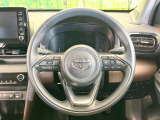 【純正革巻きステアリング】上質な革を使用することで、手にしっかり馴染みとても運転しやすいハンドルです♪