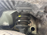 お車を安心してお乗りいただく為には、足回りの定期点検が欠かせません。サービスサポート(有償保証)では無料点検もご提供しており、安心のカーライフをお過ごしいただけるサポート体制が整っています。【純正○○