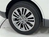 タイヤサイズは225/55R19!純正アルミホイール!残り溝は6ミリ程度です!