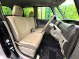 運転席シート廻りは使用感も少なく、良好な状態となっています。丁寧に使われていたことがよくわかりますね。