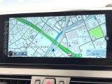 ●純正ナビ:一体感のあるナビは、高級感ある車内を演出してくれます。オーディオ機能も充実しておりますので、運転もより楽しめます♪
