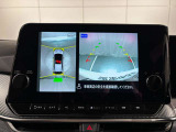 アラウンドビューモニターは真上から見下ろした様に車の周囲を表示することで、駐車時の安全性と利便性を高めます。
