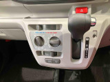 納車前にはプロのメカニックが、各部の点検を行います。ディーラーにしか出来ない品質、そしてサービスできっと満足していただけると思います!