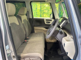 運転席シート廻りは使用感も少なく、良好な状態となっています。丁寧に使われていたことがよくわかりますね。