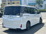 ヴォクシー 2.0 ZS 煌 修復歴無し