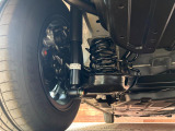お車を安心してお乗りいただく為には、足回りの定期点検が欠かせません。サービスサポート(有償保証)では無料点検もご提供しており、安心のカーライフをお過ごしいただけるサポート体制が整っています。