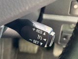 【クルーズコントロール】高速道路もラクラク走行。アクセルを離しても一定速度で走行ができ、長距離運転時の負担を軽減!加速・減速も簡単なスイッチ操作で調整できます。