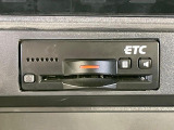 【ETC】高速道路の料金所をストレスなく通過!話題のスポットやサービスエリアに多い「スマートIC」利用時は必須のアイテムです。当店でセットアップを実施、ご納車当日からすぐにご利用いただけます!