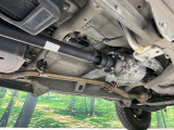 お車を安心してお乗りいただく為には、足回りの定期点検が欠かせません。サービスサポート(有償保証)では無料点検もご提供しており、安心のカーライフをお過ごしいただけるサポート体制が整っています。