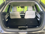普段のお買い物や通勤、送迎等に十分な荷室スペースを確保しております。セカンドシートを倒すと、大きな荷物の積載も可能です♪