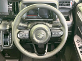 【純正革巻きステアリング】上質な革を使用することで、手にしっかり馴染みとても運転しやすいハンドルです♪