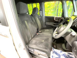 運転席シート廻りは使用感も少なく、良好な状態となっています。丁寧に使われていたことがよくわかりますね。