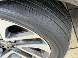 ※夏タイヤ新品納車※新品タイヤで納車いたします♪溝が少ないままだとスリップしたりブレーキ時の制動距離が長くなってしまいます。交換までまだまだ余裕があるのは経済的にも助かります