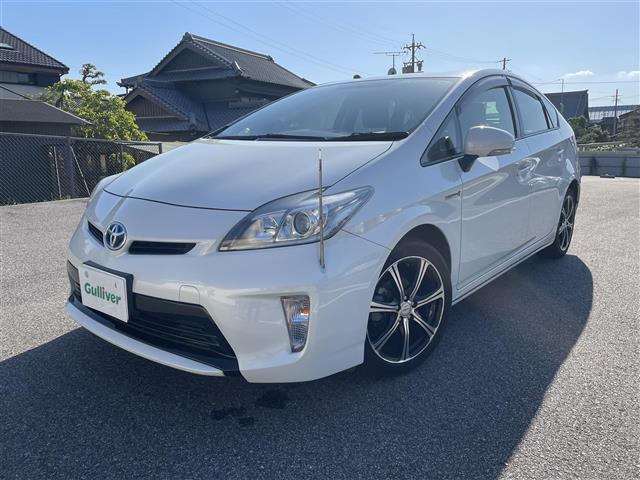 プリウス1.8 S マイコーデ本革シート 修復歴無し