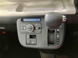 納車前にはプロのメカニックが、各部の点検を行います。ディーラーにしか出来ない品質、そしてサービスできっと満足していただけると思います!