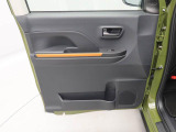 中古車は一物一価、同じようなお車でも、整備状況、外内装の状態など様々です。