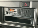 【ラジオデッキ】AM/FM対応!ラジオを聴きながら、運転中もリラックス♪