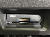 【ETC】高速道路の料金所をストレスなく通過!話題のスポットやサービスエリアに多い「スマートIC」利用時は必須のアイテムです。当店でセットアップを実施、ご納車当日からすぐにご利用いただけます!