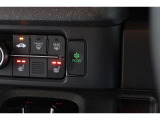 ECONボタンで低燃費モードに☆☆☆ECONスイッチを上手に使ってエコドライブ♪♪環境にもお財布にも優しい装備です☆☆☆