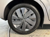 タイヤサイズは185/60R16です☆