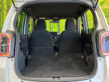 普段のお買い物や通勤、送迎等に十分な荷室スペースを確保しております。セカンドシートを倒すと、大きな荷物の積載も可能です♪
