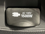 【1500Wアクセサリーコンセント】消費電力1500Wまでの家電が使えます。キャンプやスポーツ・アウトドアでのアクティビティはもちろん、災害・停電の際に大活躍♪