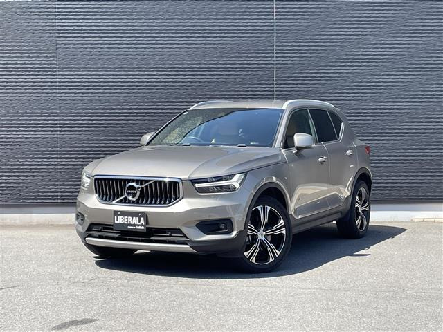 XC40B4 AWD インスクリプション 4WD4WD 本革シート