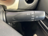 【オートライト】周りの明るさに応じて自動でヘッドライトの点灯・消灯ができる機能です!ライトの付け忘れ・消し忘れなどが無くなり、雨の日や夕方の走行も安心!トンネル通過時も便利ですね♪