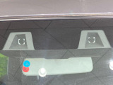 【スズキ セーフティサポート】走行中に前方の車両等を認識し、衝突しそうな時は警報とブレーキで衝突回避と被害軽減をアシスト。より安全にドライブをお楽しみいただけます。