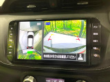 【アラウンドビューモニター】専用のカメラにより、上から見下ろしたような視点で360度クルマの周囲を確認することができます☆死角部分も確認しやすく、狭い場所での切り返しや駐車もスムーズに行えます。