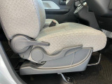 香川県での新車・中古車の購入や車検・定期点検など、おクルマのことなら香川ダイハツモータースへお任せください!!