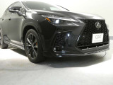 【TRDエアロセット】フロント、サイド、リヤにTRDエアロセットを装備しています。