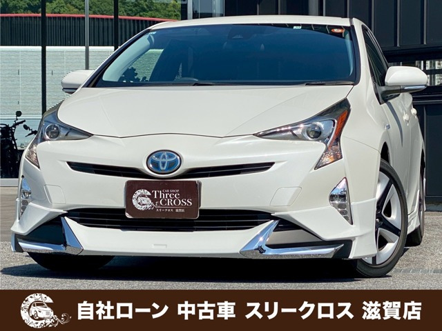 トヨタ プリウス 