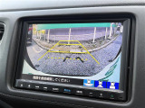 便利な【バックモニター】で安全確認もできます。駐車が苦手な方にもオススメな便利機能です。