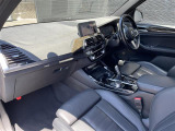 ◆LIBERALAは、輸入車選びの新たなスタイルを提案するインポート・セレクト・ブランドです。オーナー様となる方がクルマから直接感じる感性を第一にした、最良の一台との出会いをコーディネートいたします。