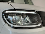 【LEDヘッドライト】明るい光が瞬時に立ち上がり、必要な場所を均一に照らします。寿命も長く省エネで、スタイリッシュなデザインは現代の主流です♪