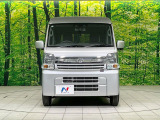 弊社では、全車『修復歴なし』のお車のみ取り扱っております。専任バイヤーによる厳選した仕入れの後、入庫後の車両チェックを行い、ネクステージが認定した高品質な中古車をご提供しております。
