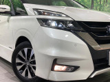 【LEDヘッドライト】悪天候や夜間走行時も良好な視界を確保し安心して運転できる高輝度LEDヘッドライトを装備!点灯速度が早く、消費電力も抑えられています。