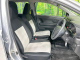 ドライバーによって運転しやすいポジションは異なり、あの車はどうなのか不安なこともありますよね。気になるお車は店頭で乗り込んでご確認いただけます♪