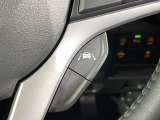 【車線逸脱抑制機能】高速道路走行時、車線からはみ出しそうな時にステアリングを制御し車線内を走行する様にアシスト。より安全な運転をサポートしてくれます!